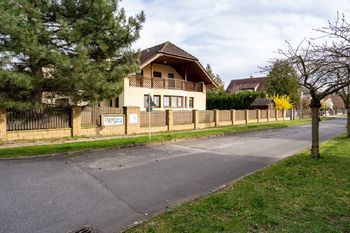 Prodej domu 381 m², Čelákovice