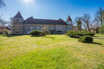 Prodej pozemku 2806 m², Lochovice