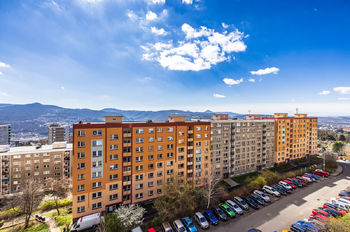 Výhled z bytu - Pronájem bytu 2+kk v družstevním vlastnictví 50 m², Ústí nad Labem