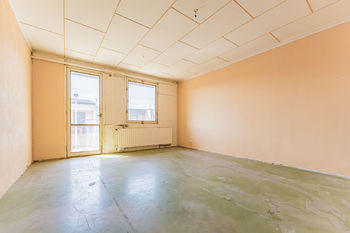 Pokoj 1. NP - Prodej domu 95 m², Chožov