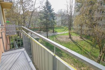 balkon - Pronájem bytu 1+1 v osobním vlastnictví 50 m², České Budějovice