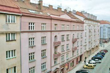 Prodej bytu 3+kk v osobním vlastnictví 74 m², Praha 6 - Bubeneč