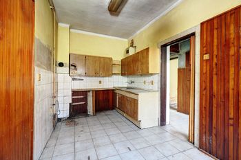 prostor kuchyně - Prodej domu 72 m², Kyjov