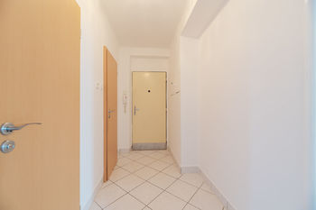 Chodba - Prodej bytu 3+1 v osobním vlastnictví 67 m², Lanškroun