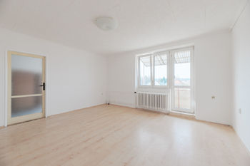 Pokoj s balkónem - Prodej bytu 3+1 v osobním vlastnictví 67 m², Lanškroun