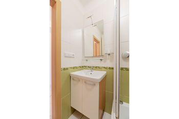 Koupelna - Prodej bytu 3+1 v osobním vlastnictví 67 m², Lanškroun