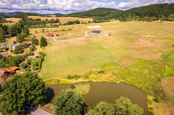 Prodej pozemku 1500 m², Horní Dvořiště