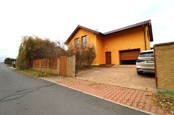 Prodej domu 159 m², Bašť