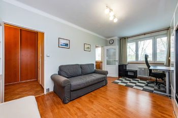 Pronájem bytu 1+1 v družstevním vlastnictví 33 m², Praha 6 - Veleslavín