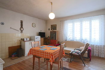 Prodej domu 116 m², Šaratice