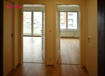 předsíň - Pronájem bytu 2+kk v osobním vlastnictví 48 m², Praha 9 - Letňany