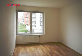 ložnice - Pronájem bytu 2+kk v osobním vlastnictví 48 m², Praha 9 - Letňany