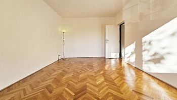 Pronájem bytu 1+1 v družstevním vlastnictví 35 m², Mělník