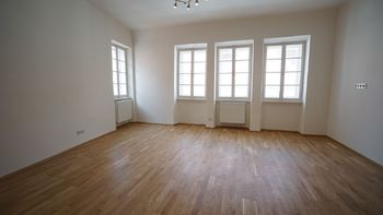 Pronájem bytu 2+kk v osobním vlastnictví 76 m², Praha 1 - Staré Město