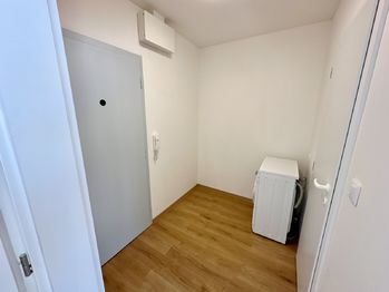 Chodba - Prodej bytu 1+1 v osobním vlastnictví 29 m², Praha 4 - Chodov