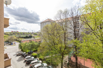 Prodej bytu 3+1 v osobním vlastnictví 70 m², Praha 10 - Vršovice