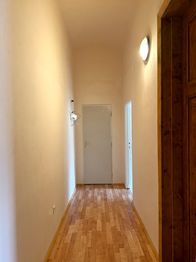 Pronájem bytu 1+1 v osobním vlastnictví 73 m², Karlovy Vary