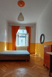 Pronájem bytu 1+1 v osobním vlastnictví, Praha 8 - Karlín