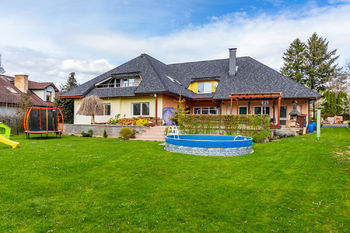 Prodej domu 476 m², Polerady