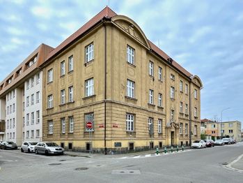Prodej bytu 2+kk v osobním vlastnictví 74 m², České Budějovice