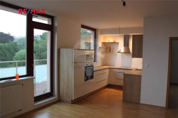 kuchyně - Pronájem bytu 2+kk v osobním vlastnictví 55 m², Praha 6 - Veleslavín