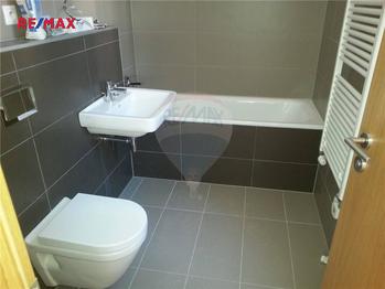 koupelna - Pronájem bytu 2+kk v osobním vlastnictví 55 m², Praha 6 - Veleslavín
