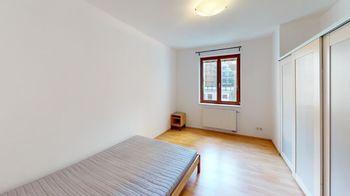 Pronájem bytu 2+kk v osobním vlastnictví 76 m², Praha 3 - Žižkov