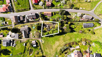 Prodej pozemku 50532 m², Malá Veleň