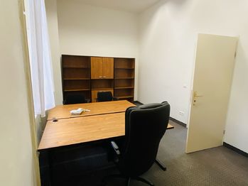 Pronájem kancelářských prostor 322 m², Praha 1 - Nové Město