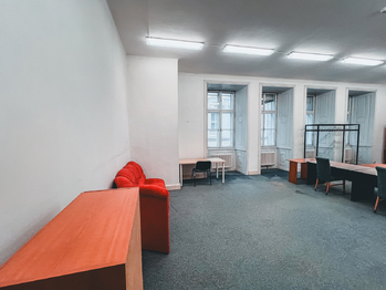 Pronájem kancelářských prostor 568 m², Praha 1 - Nové Město