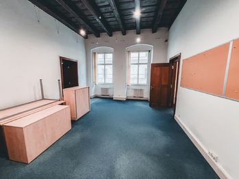 Pronájem kancelářských prostor 568 m², Praha 1 - Nové Město