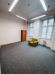 Pronájem kancelářských prostor 568 m², Praha 1 - Nové Město