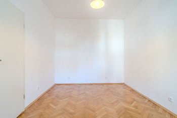 Prodej bytu 3+1 v osobním vlastnictví 89 m², Praha 8 - Libeň