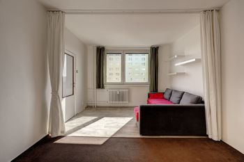 obývací pokoj foto 2 - Prodej bytu 2+1 v osobním vlastnictví 52 m², Brno