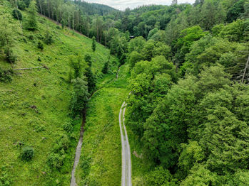 Prodej pozemku 2712 m², Chyňava