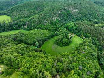 Prodej pozemku 2712 m², Chyňava