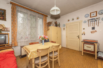 Prodej domu 140 m², Holoubkov