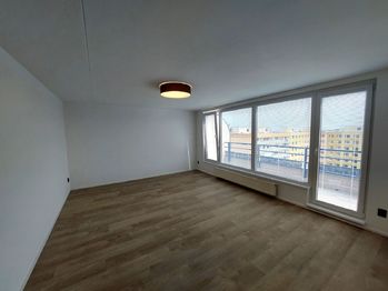 Prodej bytu 3+1 v osobním vlastnictví 99 m², Praha 5 - Stodůlky