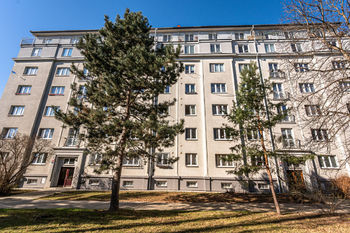 Pronájem bytu 2+kk v osobním vlastnictví 55 m², Praha 10 - Strašnice