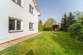 Prodej domu 374 m², Praha 9 - Újezd nad Lesy