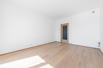Prodej bytu 1+kk v osobním vlastnictví 27 m², Praha 5 - Stodůlky