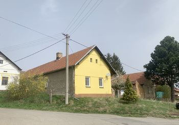 pohled z ulice - Prodej chaty / chalupy 100 m², Mlečice 