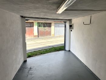 Pronájem garáže 16 m², Plzeň