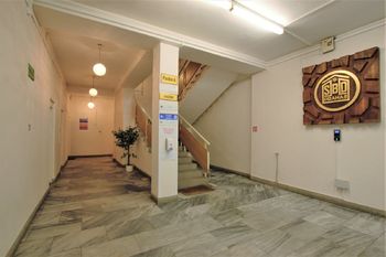 Pronájem kancelářských prostor 14 m², Praha 8 - Kobylisy