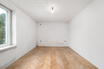 Prodej bytu 2+1 v osobním vlastnictví 56 m², Praha 6 - Vokovice