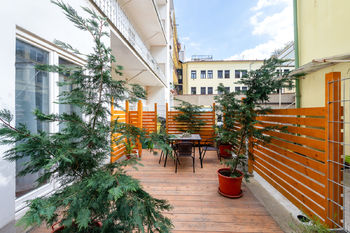 Prodej bytu 2+kk v osobním vlastnictví 66 m², Praha 3 - Žižkov