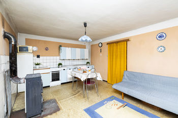 Kuchyň - Prodej domu 77 m², Kleneč