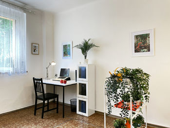 Zelená liška - kout pro práci nebo zábavu (Braňo Pažitka) - Prodej bytu 1+kk v osobním vlastnictví 45 m², Praha 4 - Krč