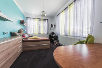 Prodej domu 321 m², Křenice