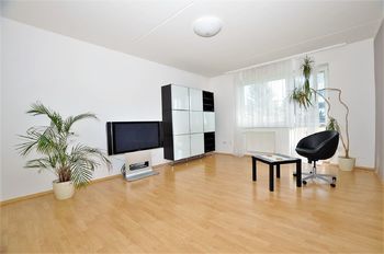 denní pokoj ... - Pronájem bytu 3+1 v osobním vlastnictví 96 m², Havlíčkův Brod